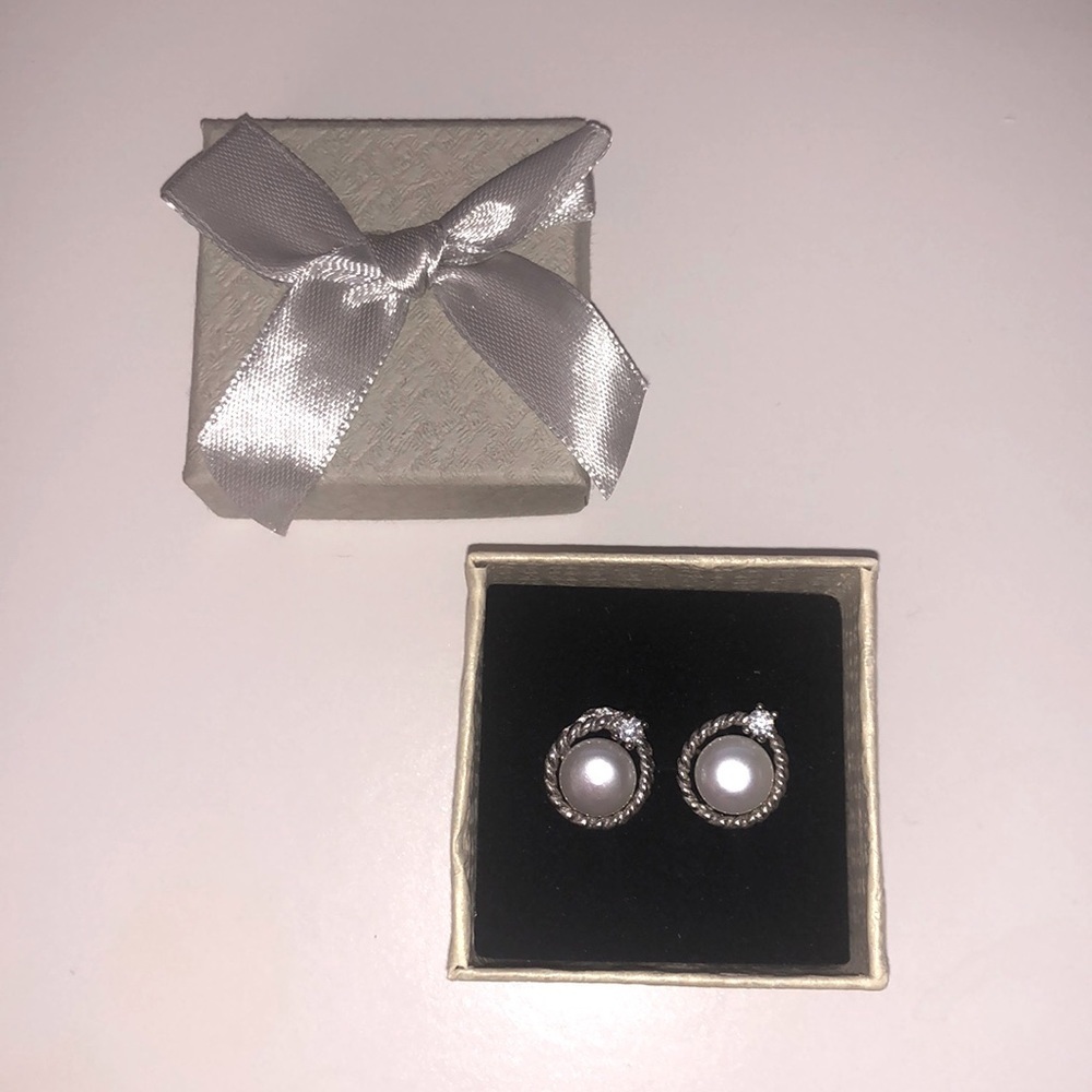 Braided Pearl Stud Earring